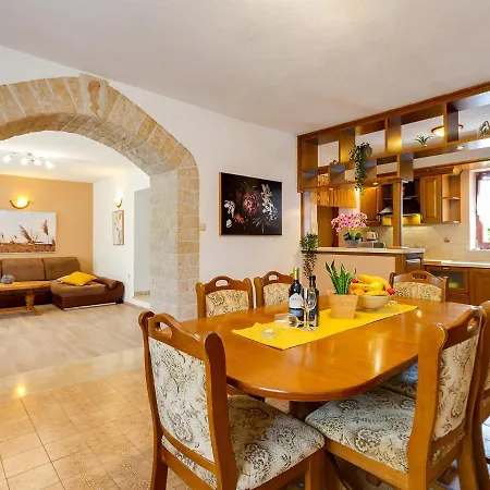 Apartment Fratta
