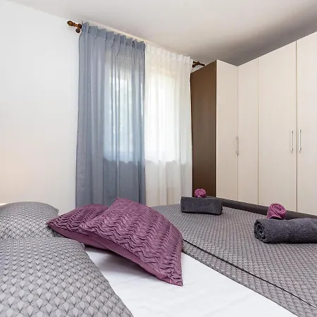 Apartman Fratta *